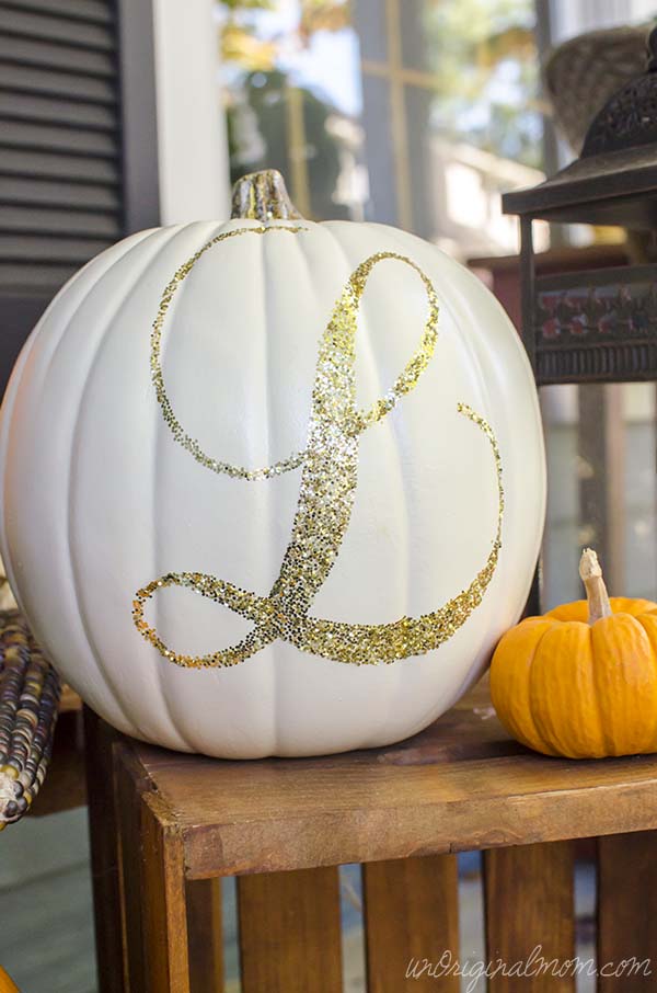 10 Halloween Pumpkin Decorating Ideas | LadyLUX - Online Luxury