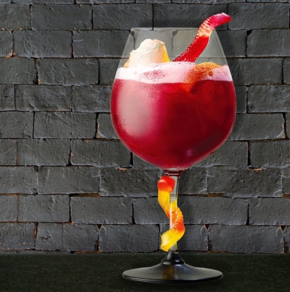 13 Wickedly Delicious Cocktails for Halloween