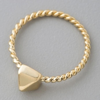 Pyramid Waif Ring